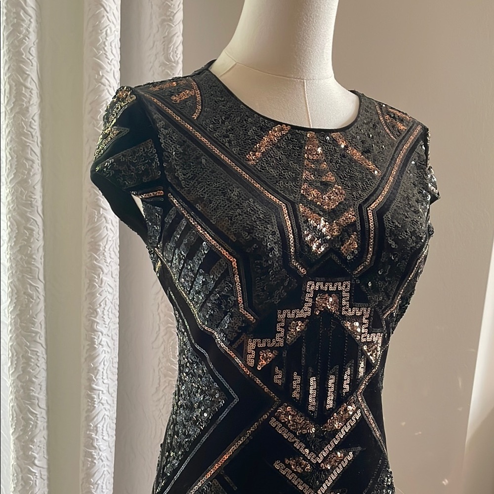 Express Bodycon Black and Gold Sequin Dress Snatched Fitted XS VEGAS - Picture 7 of 8